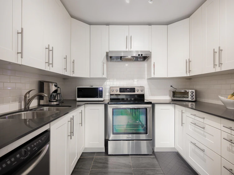215-251 W 4th Street, North Vancouver, BC, V7M 1H8