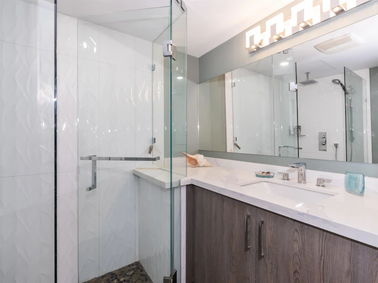 1104-38 Leopold Place, New Westminster, BC, V3L 2C6 - 8