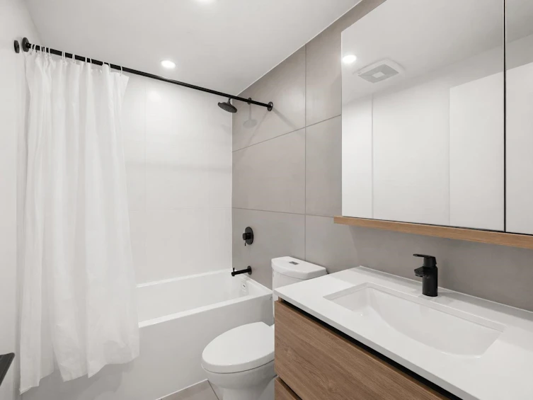1510-13428 105 Avenue, Surrey, BC, V3T 0S6 - 16