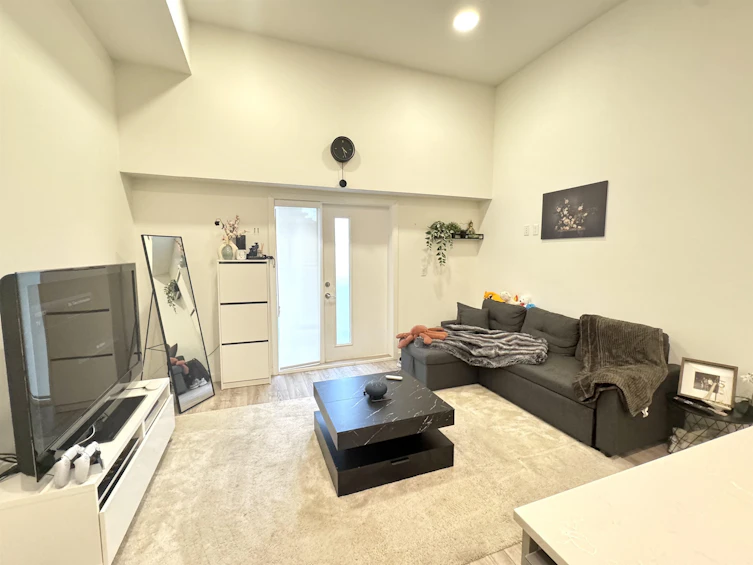 E112-10829 140 Street, Surrey, BC, V3H 0H4 - 9