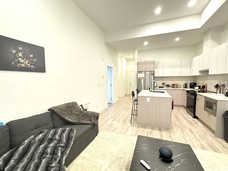 E112-10829 140 Street, Surrey, BC, V3H 0H4 - 8