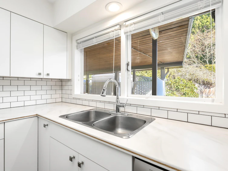 429 Newlands Road, West Vancouver, BC, V7T 1W2 - 11