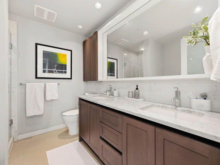 208-135 W 2nd Street, North Vancouver, BC, V7M 0C5 - 19