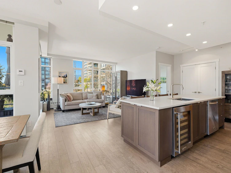 208-135 W 2nd Street, North Vancouver, BC, V7M 0C5 - 13