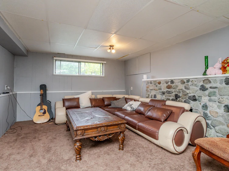 654 Linton Street, Coquitlam, BC, V3J 6J9 - 22