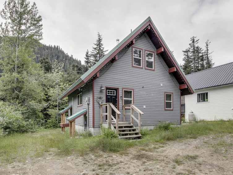 46880 Sakwi Creek Road, Mission, BC, V0M 1A1