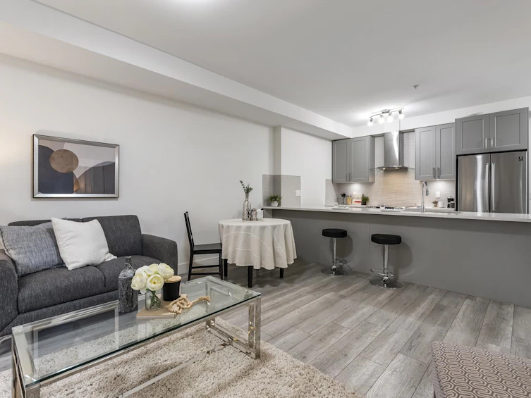 B108-9689 140 Street, Surrey, BC, V3T 0P3 - 9