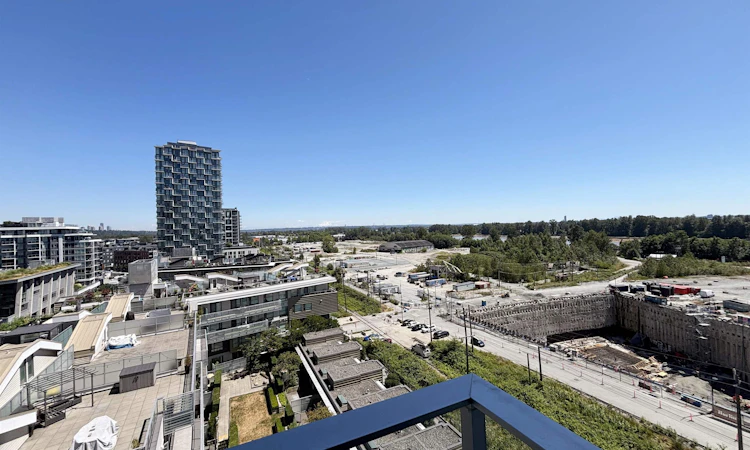 1001-3438 Sawmill Crescent