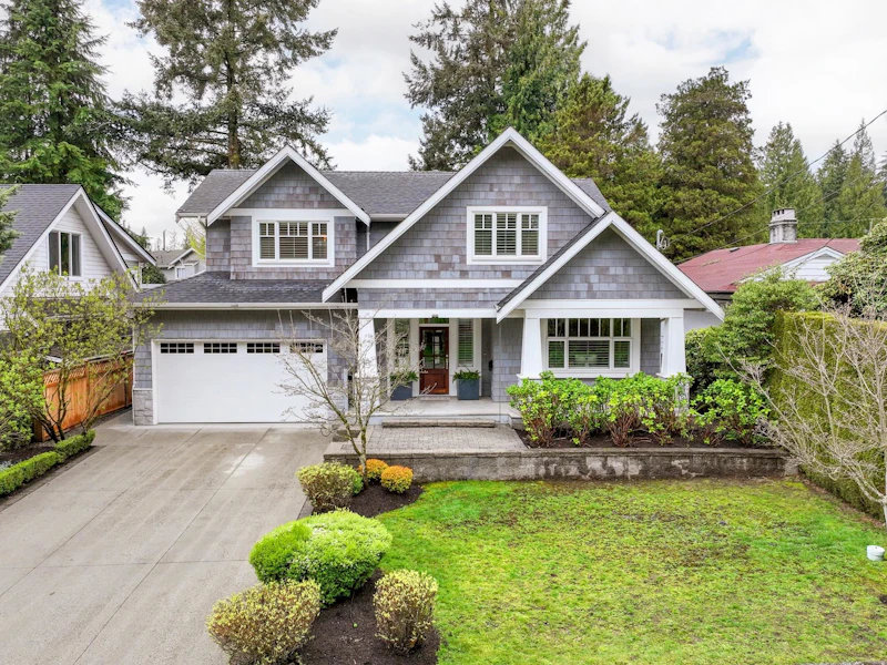 3476 Wellington Crescent, North Vancouver BC V7R 3B4