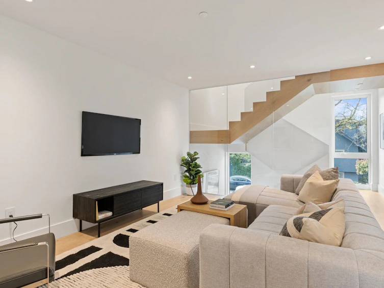 1-2830 Musqueamview Street, Vancouver, BC, V6K 2R9 - 17