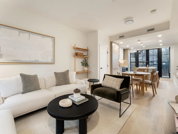 197 W King Edward Avenue, Vancouver, BC, V5Y 4B4