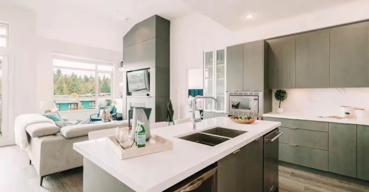 504-3602 Aldercrest Drive Drive, North Vancouver, BC, V7G 2S5 - 9