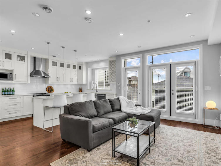 66 E 57th Avenue, Vancouver, BC, V5X 1S4 - 8