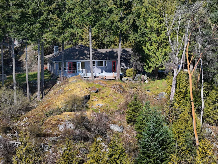 10741 Wood Bay Heights Road, Halfmoon Bay, BC, V7Z 1B8 - 8