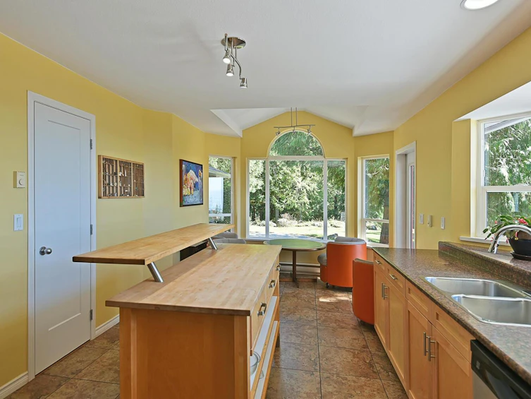 10741 Wood Bay Heights Road, Halfmoon Bay, BC, V7Z 1B8 - 16