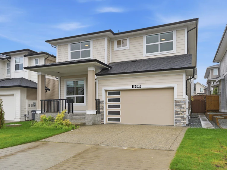 19660 75 Avenue, Langley, BC, V2Y 3R9 - 2