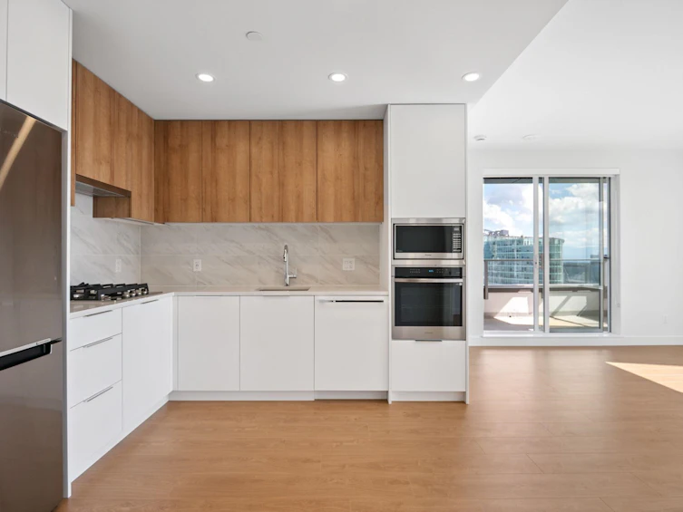 2802-13387 Old Yale Road, Surrey, BC, V3T 0V6 - 4