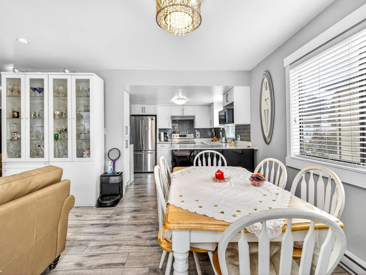 205-7139 133a Street, Surrey, BC, V3W 8A1 - 10
