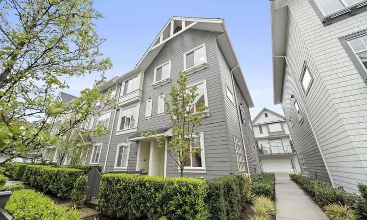 156-15778 85 Avenue
