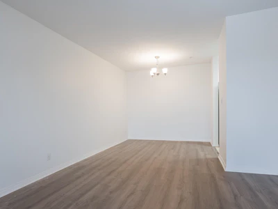 313-4768 53 Street - 5