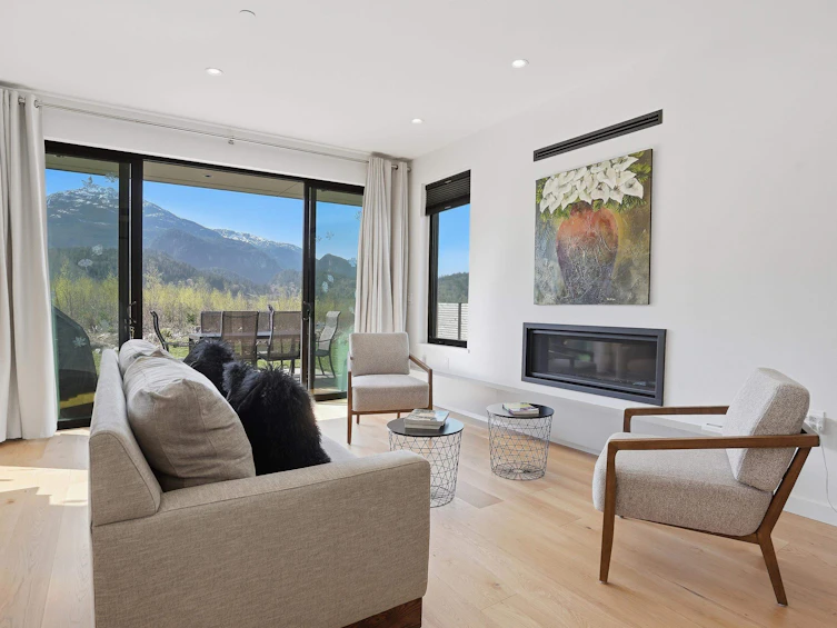 2978 Huckleberry Drive, Squamish, BC, V8B 1B2 - 7