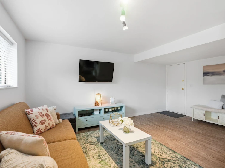 15848 20 Avenue, Surrey, BC, V4A 2B2 - 11