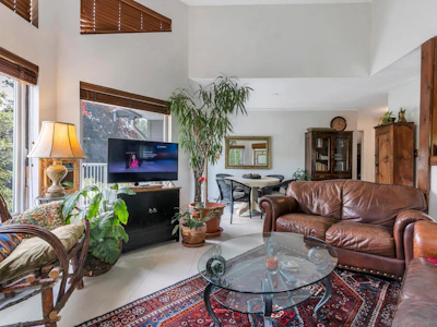 301-33669 2nd Avenue - 4