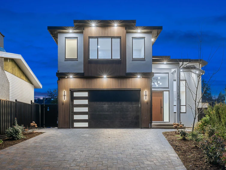 11648 94a Avenue, Delta, BC, V4C 3S3