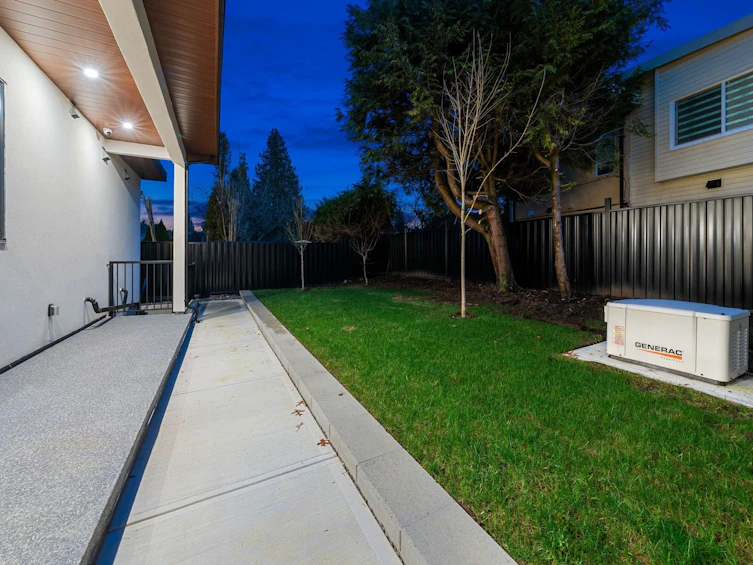 11648 94a Avenue, Delta, BC, V4C 3S3 - 17
