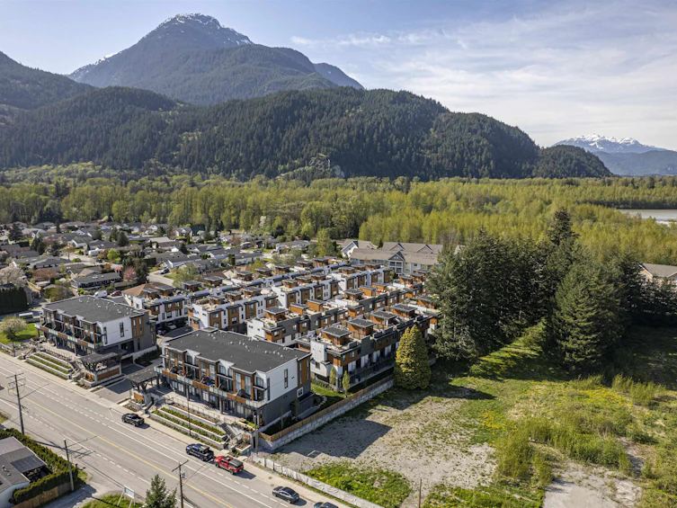 103-39767 Government Road, Squamish, BC, V8B 0G3 - 14