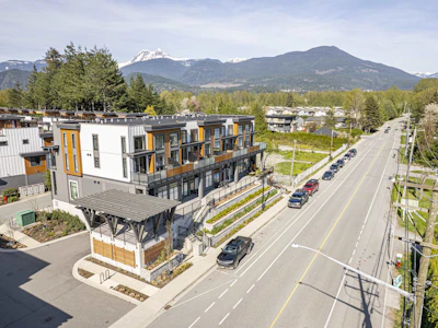 103-39767 Government Road - 3
