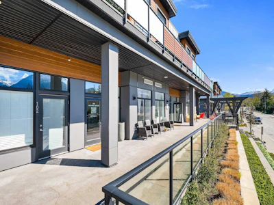 104-39767 Government Road - 3
