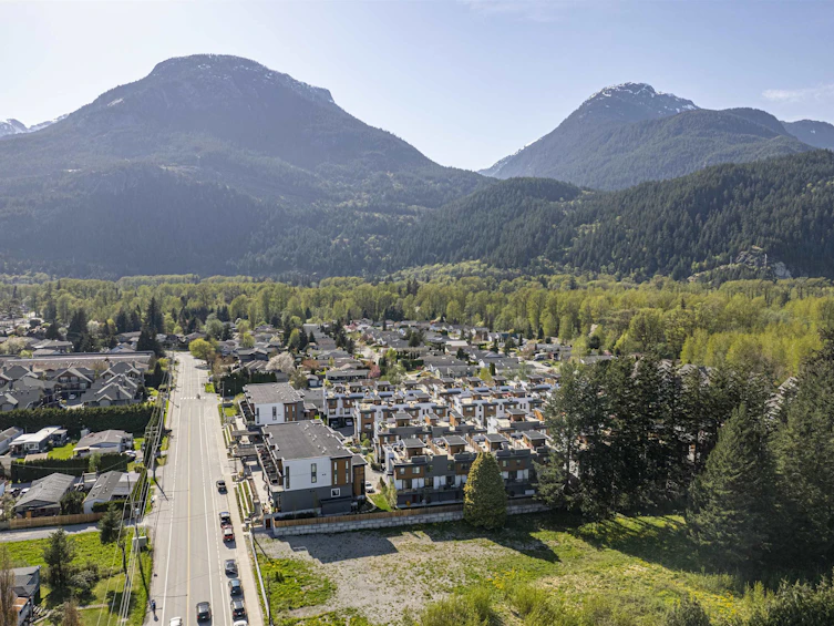 105-39767 Government Road, Squamish, BC, V8B 0G3 - 12