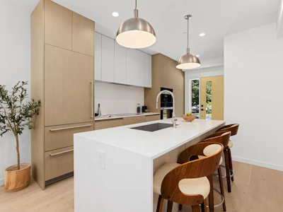 4805 Laurel Street - 2