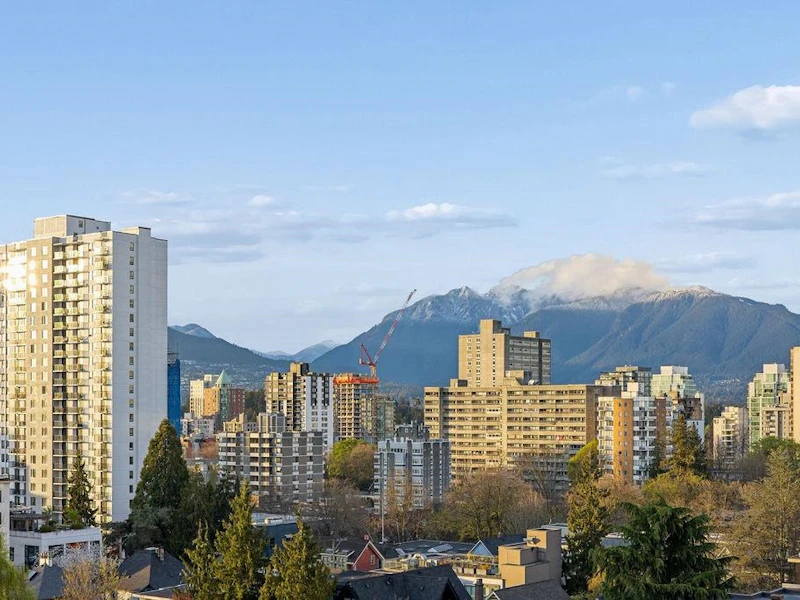 902 - 1108 Nicola Street, Vancouver BC V6G 2E2