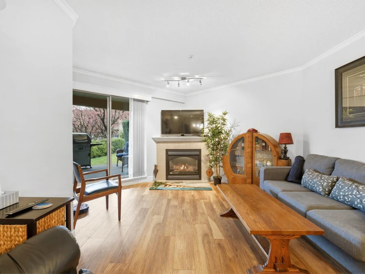 207-78 Richmond Street, New Westminster, BC, V3L 5T2 - 5