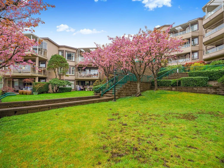 207-78 Richmond Street, New Westminster, BC, V3L 5T2 - 24