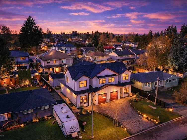 8237 110 Street, Delta, BC, V4C 4J2 - 2