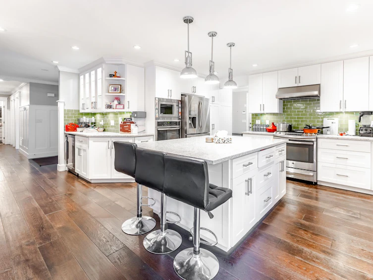 21315 River Road, Maple Ridge, BC, V2X 2B1