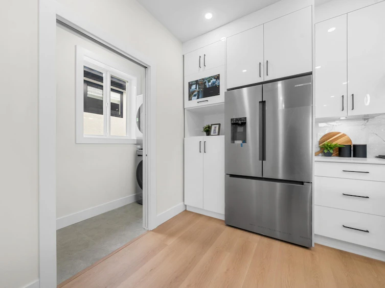 279 E 48th Avenue, Vancouver, BC, V5W 2C9 - 21
