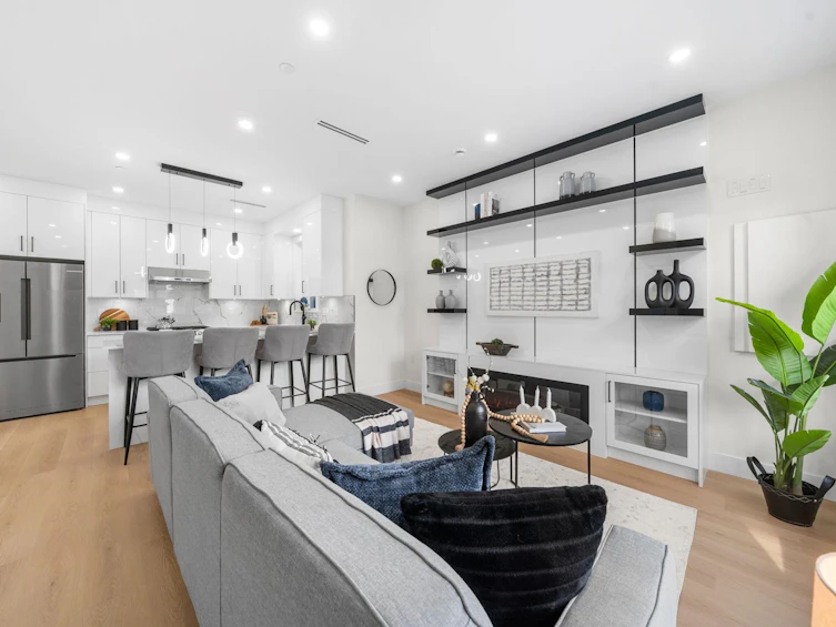 279 E 48th Avenue, Vancouver, BC, V5W 2C9 - 10