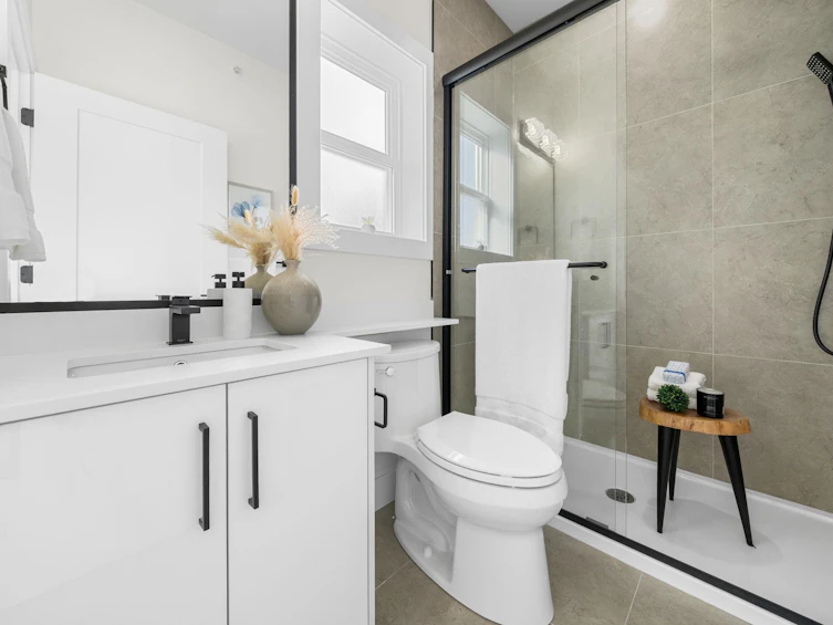 279 E 48th Avenue, Vancouver, BC, V5W 2C9 - 37