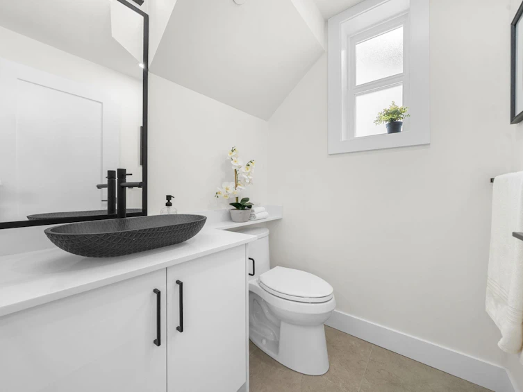 279 E 48th Avenue, Vancouver, BC, V5W 2C9 - 24