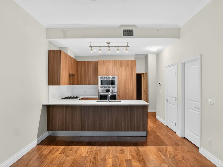 110-175 Victory Ship Way, North Vancouver, BC, V7L 0G1 - 5