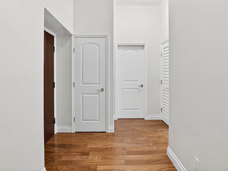 110-175 Victory Ship Way, North Vancouver, BC, V7L 0G1 - 18
