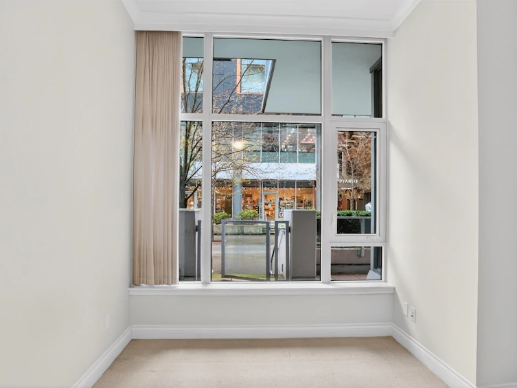 110-175 Victory Ship Way, North Vancouver, BC, V7L 0G1 - 13