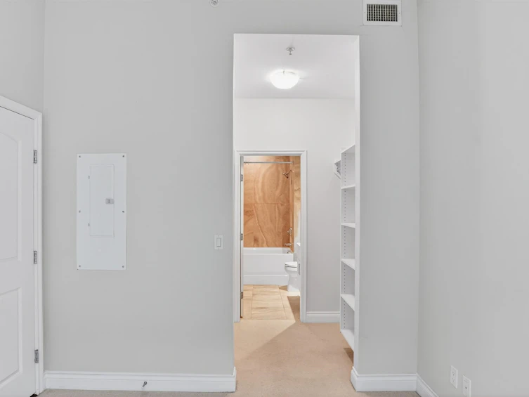 110-175 Victory Ship Way, North Vancouver, BC, V7L 0G1 - 11