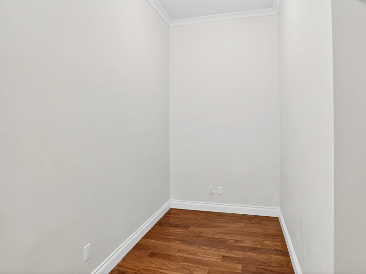 110-175 Victory Ship Way, North Vancouver, BC, V7L 0G1 - 19