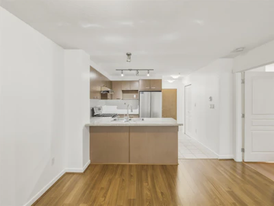 110-9399 Tomicki Avenue - 5
