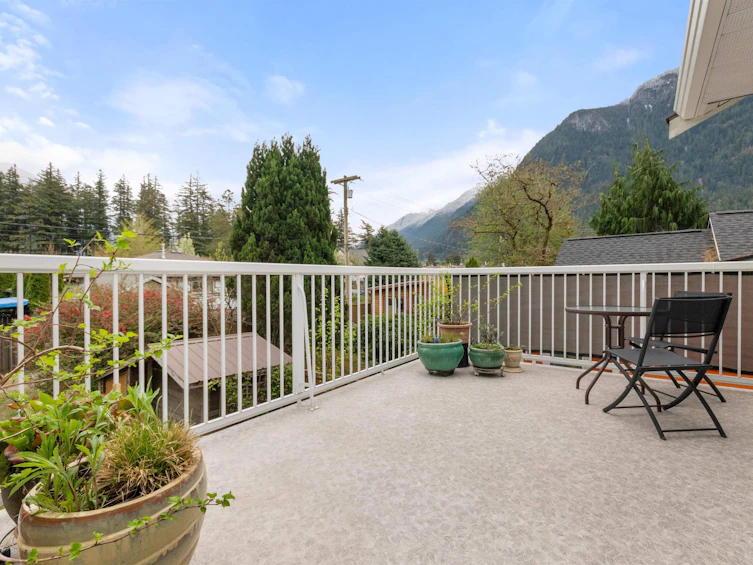 711 Fraser Avenue, Hope, BC, V0X 1L0 - 32